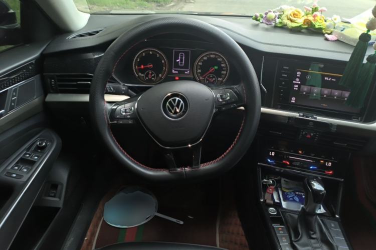 Used Volkswagen Passat 2021 330TSI Elite Edition Steering Wheel