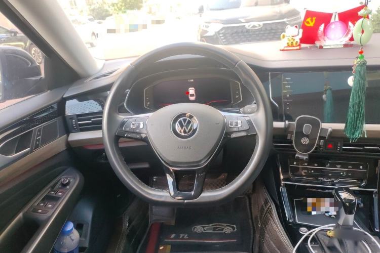 Used Volkswagen Passat 2021 330TSI Luxury Edition Steering Wheel