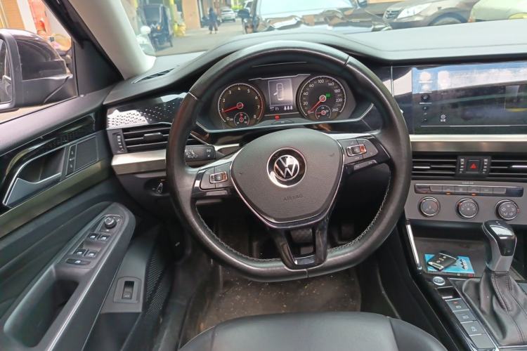 Used Volkswagen Passat 2021 330TSI Elite Edition Steering Wheel