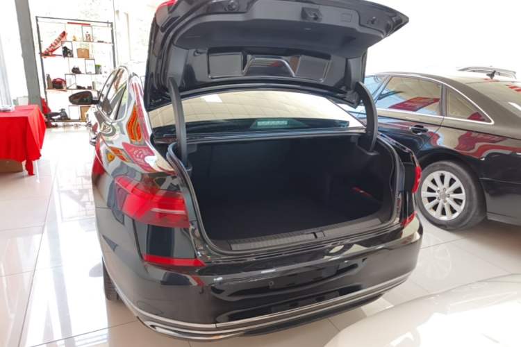 Used Volkswagen Passat 2021 380TSI Luxury Edition Trunk