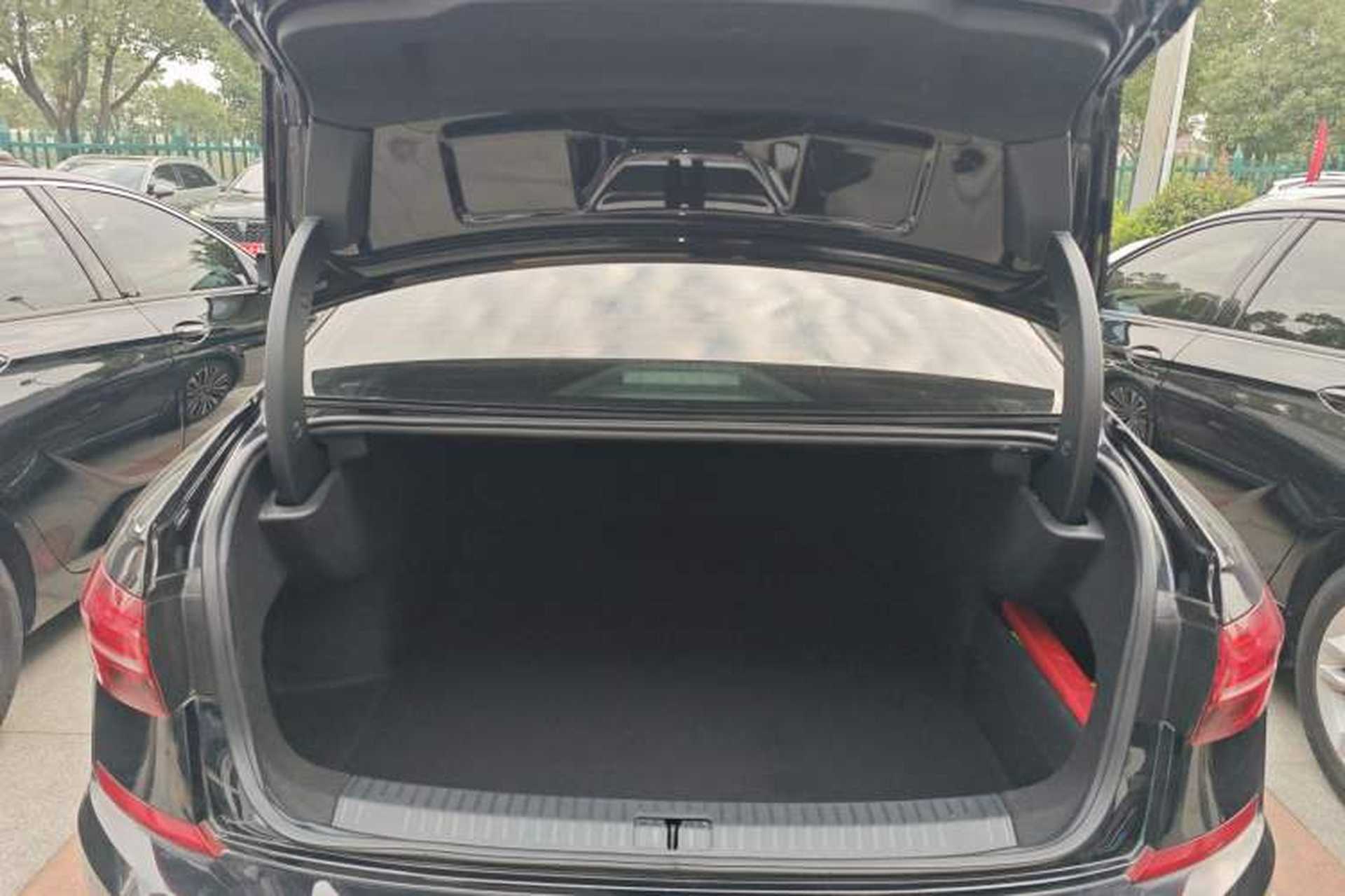 Used Volkswagen Passat 2021 330TSI Luxury Edition Trunk