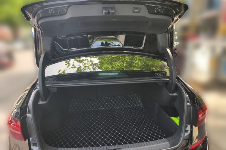 Used Volkswagen Passat 2021 330TSI Elite Edition Trunk