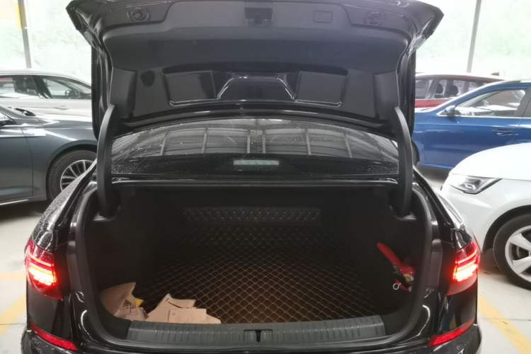Used Volkswagen Passat 2021 330TSI Elite Edition Trunk