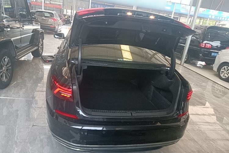 Used Volkswagen Passat 2021 330TSI Elite Edition Trunk