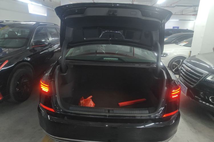 Used Volkswagen Passat 2021 280TSI Business Edition Trunk
