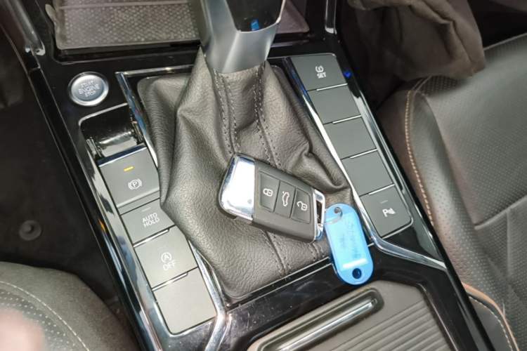 Used Volkswagen Passat 2021 380TSI Luxury Edition Vehicle Key