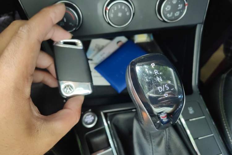 Used Volkswagen Passat 2021 280TSI Business Edition Vehicle Key