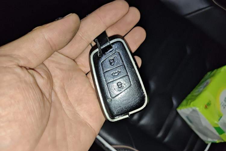 Used Volkswagen Passat 2021 330TSI Elite Edition Vehicle Key