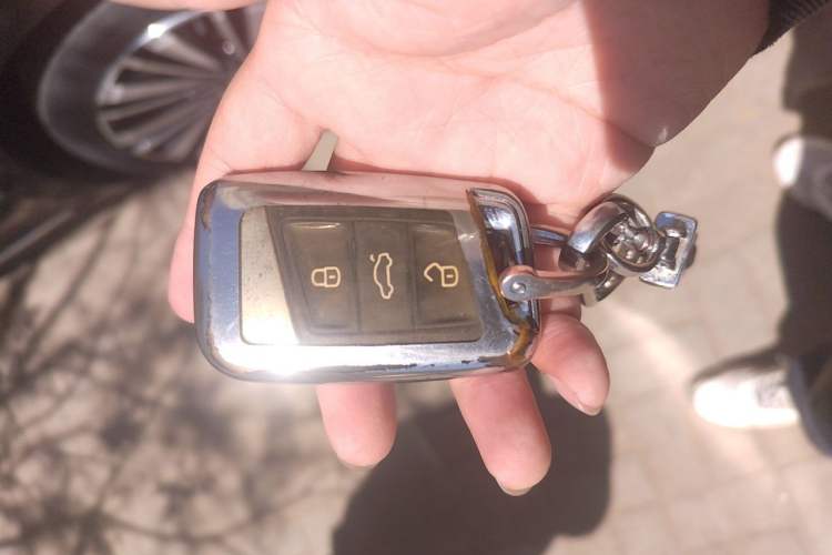 Used Volkswagen Passat 2021 380TSI Luxury Edition Vehicle Key