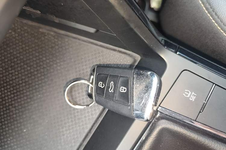 Used Volkswagen Passat 2021 280TSI Business Edition Vehicle Key