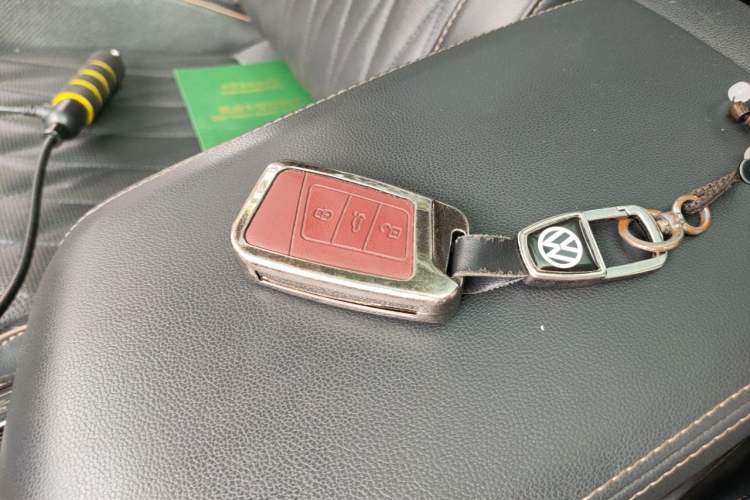 Used Volkswagen Passat 2021 330TSI Luxury Edition Vehicle Key