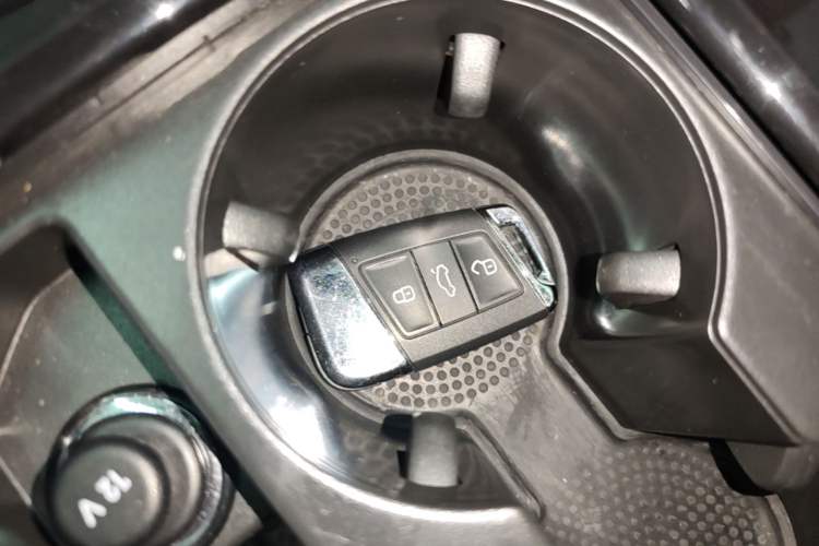 Used Volkswagen Passat 2021 330TSI Elite Edition Vehicle Key