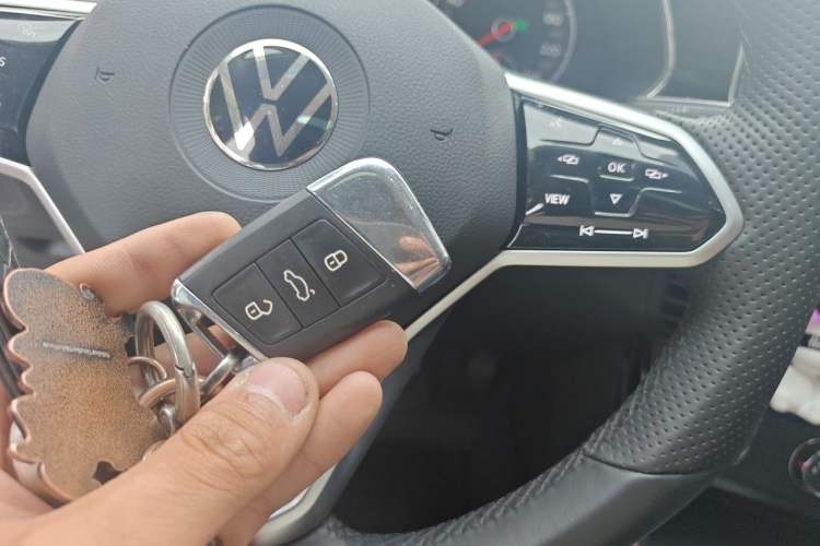 Used Volkswagen Passat 2021 280TSI Business Edition Vehicle Key