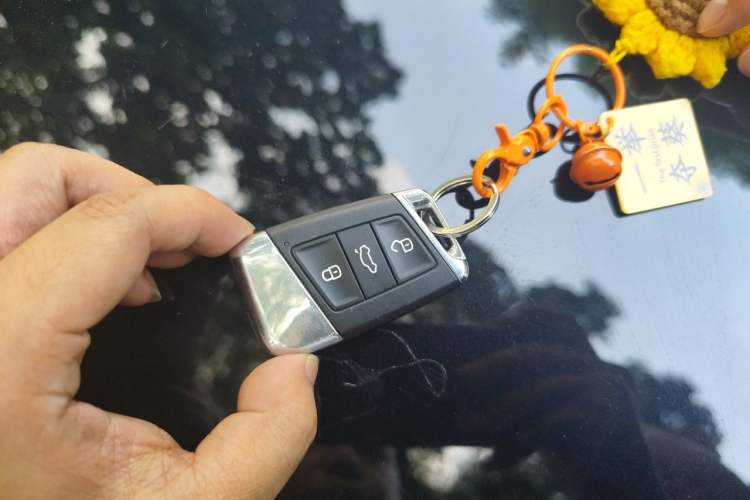 Used Volkswagen Passat 2021 330TSI Elite Edition Vehicle Key