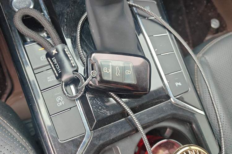 Used Volkswagen Passat 2021 330TSI Luxury Edition Vehicle Key