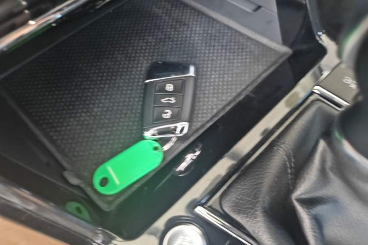 Used Volkswagen Passat 2021 330TSI Elite Edition Vehicle Key