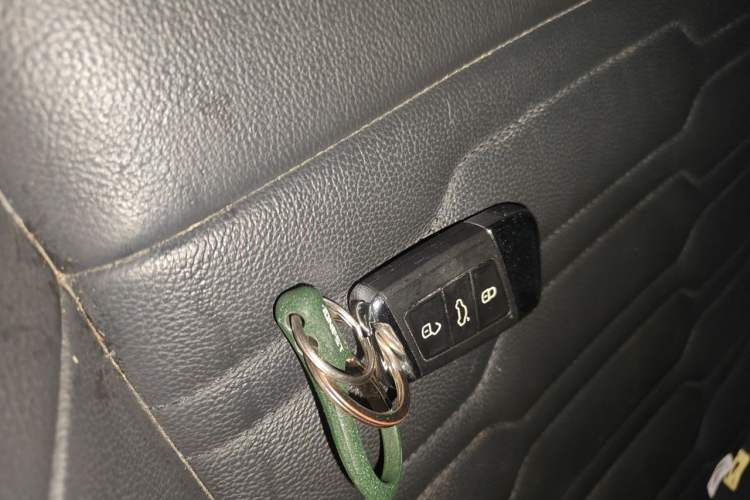 Used Volkswagen Passat 2021 330TSI Elite Edition Vehicle Key