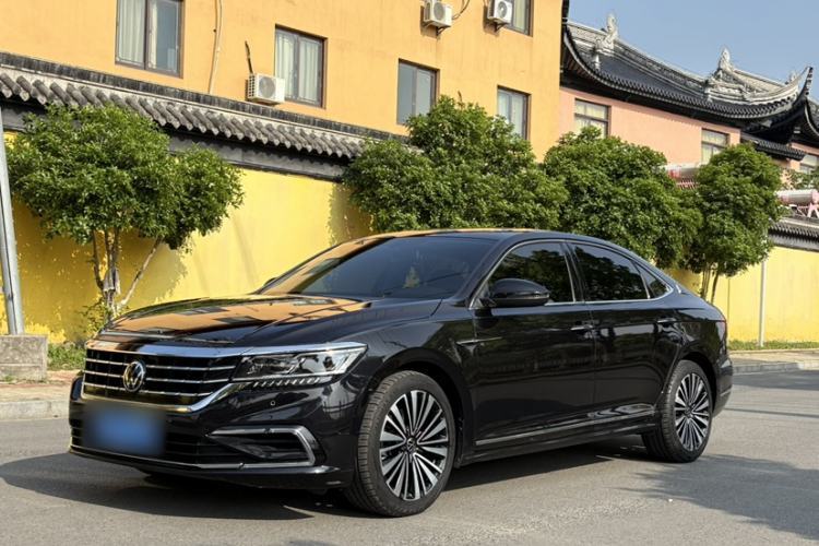 Used Volkswagen Passat 2021 330TSI Luxury Edition Guazi used car, China used car export, Used car for sale, Used  cars, Cheapest cars for sale