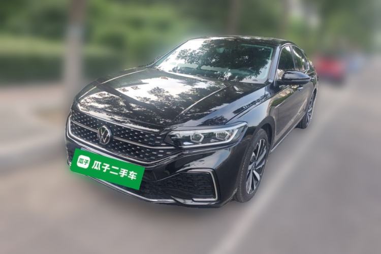 Used Volkswagen Passat 2022 330TSI Starry Luxury Edition Guazi used car, China used car export, Used car for sale, Used  cars, Cheapest cars for sale