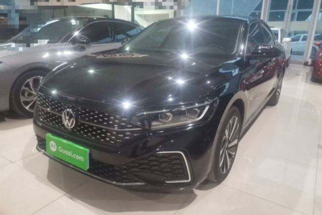 Used Volkswagen Passat 2022 330TSI Starry Luxury Edition – Exclusive Special Edition