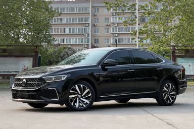 Used Volkswagen Passat 2022 330TSI Starry Luxury Edition – Exclusive Special Edition