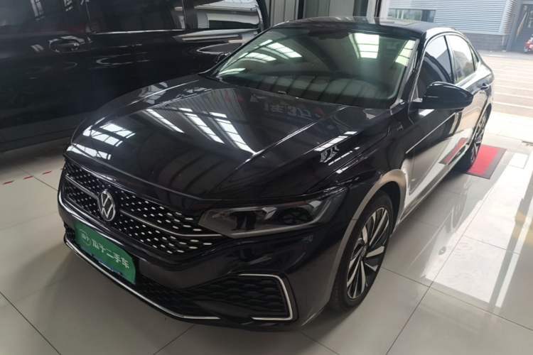 Used Volkswagen Passat 2022 330TSI Starry Elite Edition Guazi used car, China used car export, Used car for sale, Used  cars, Cheapest cars for sale