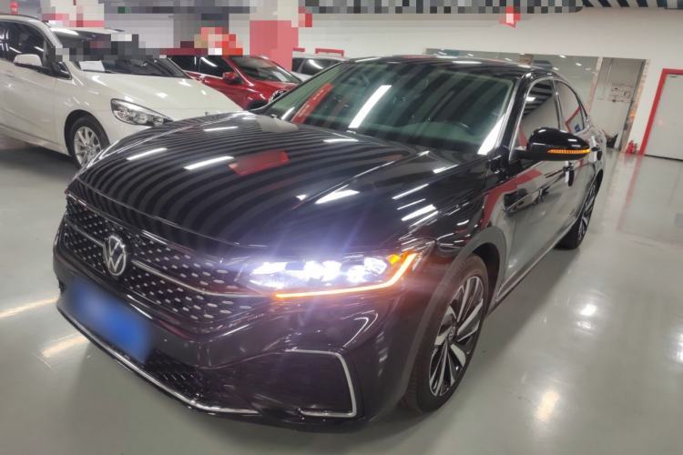 Used Volkswagen Passat 2022 330TSI Starry Elite Edition Custom Version Guazi used car, China used car export, Used car for sale, Used cars, Cheapest cars for sale