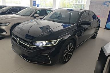 Used Volkswagen Passat 2022 330TSI Starry Luxury Edition