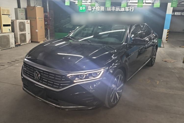 Used Volkswagen Passat 2022 330TSI Luxury Edition Guazi used car, China used car export, Used car for sale, Used cars, Cheapest cars for sale