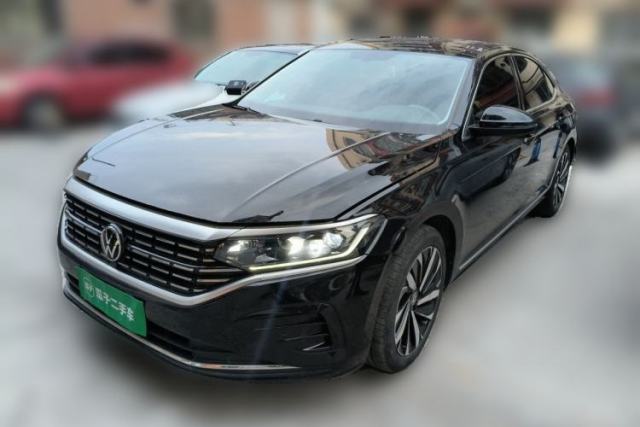 Volkswagen Passat 2022 330TSI Elite Edition usata