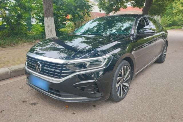Used Volkswagen Passat 2022 330TSI Elite Edition Custom Version
