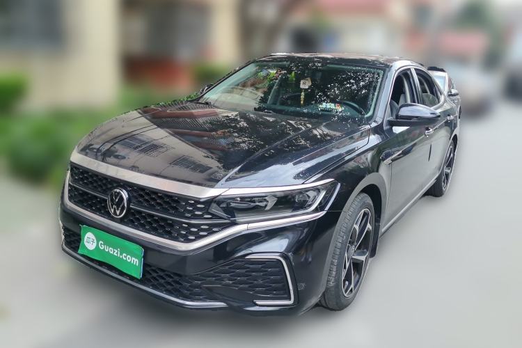 Used Volkswagen Passat 2022 330TSI Starry Luxury Edition Guazi used car, China used car export, Used car for sale, Used  cars, Cheapest cars for sale