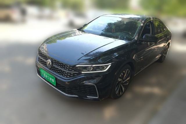 Używany Volkswagen Passat 2022 330TSI Starry Luxury Edition