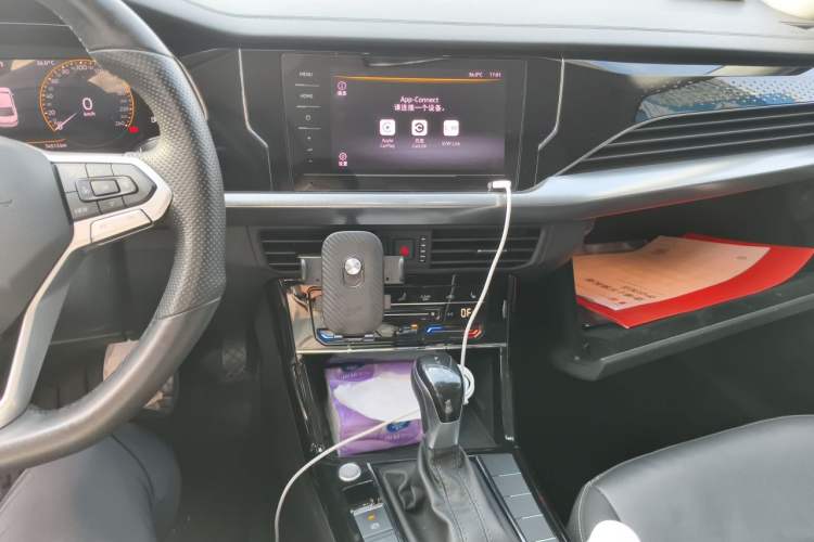 Used Volkswagen Passat 2022 330TSI Elite Edition Audio And AC Panel
