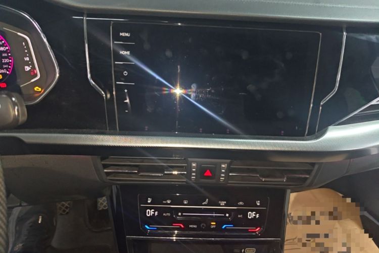 Used Volkswagen Passat 2022 330TSI Luxury Edition Audio And AC Panel