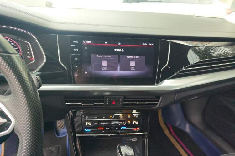 Used Volkswagen Passat 2022 330TSI Luxury Edition Audio And AC Panel