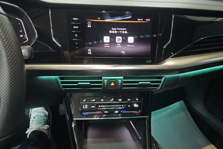 Used Volkswagen Passat 2022 330TSI Starry Elite Edition Custom Version Audio And AC Panel
