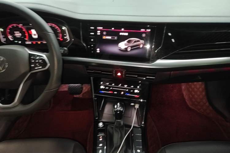 Used Volkswagen Passat 2022 330TSI Starry Luxury Edition Audio And AC Panel