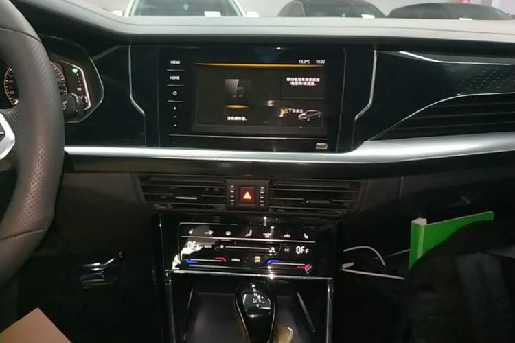 Used Volkswagen Passat 2022 330TSI Elite Edition Audio And AC Panel
