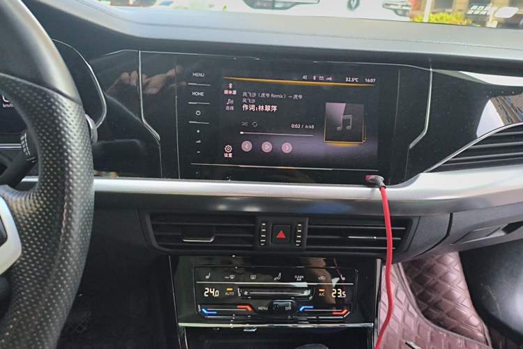 Used Volkswagen Passat 2022 330TSI Elite Edition Audio And AC Panel