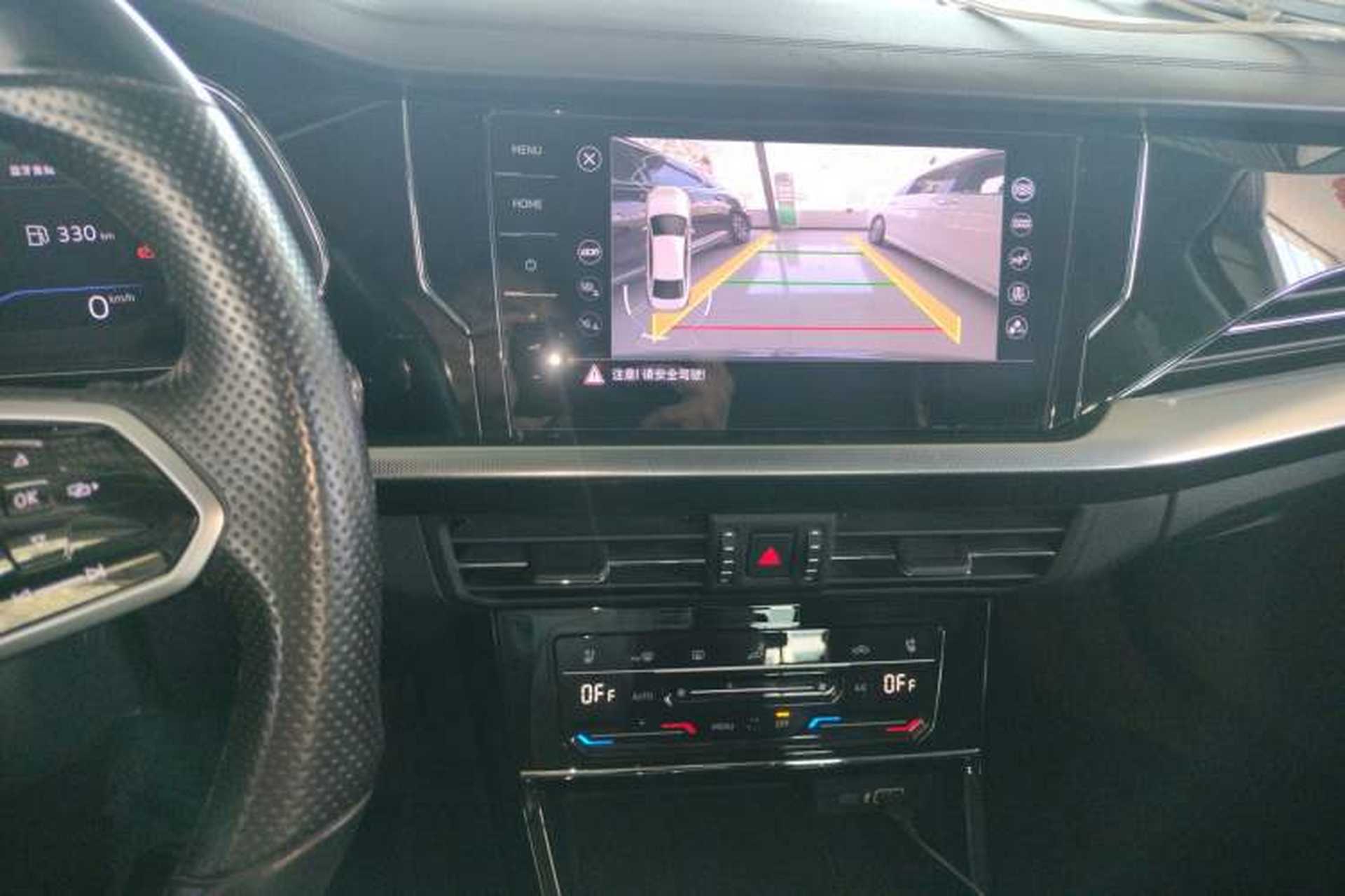 Used Volkswagen Passat 2022 330TSI Luxury Edition Audio And AC Panel
