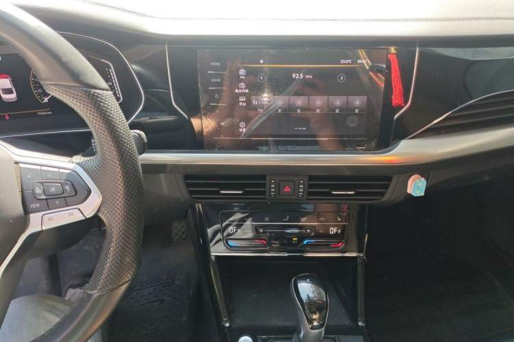 Used Volkswagen Passat 2022 330TSI Elite Edition Audio And AC Panel