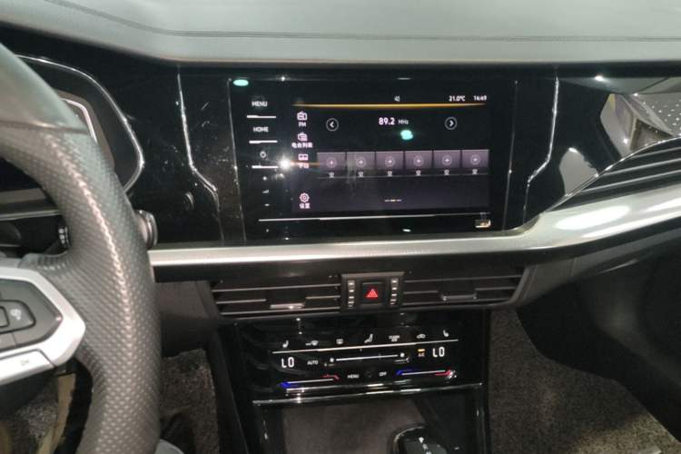 Used Volkswagen Passat 2022 330TSI Elite Edition Audio And AC Panel