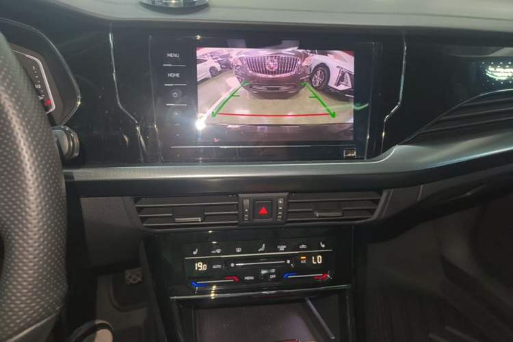 Used Volkswagen Passat 2022 330TSI Elite Edition Audio And AC Panel