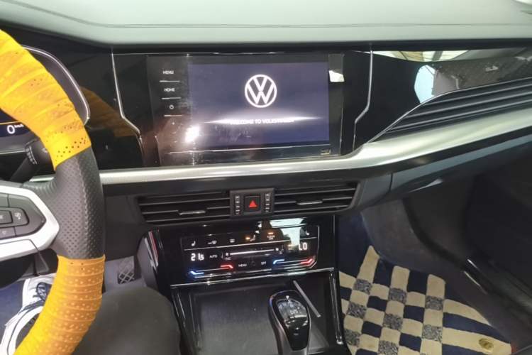 Used Volkswagen Passat 2022 330TSI Elite Edition Audio And AC Panel