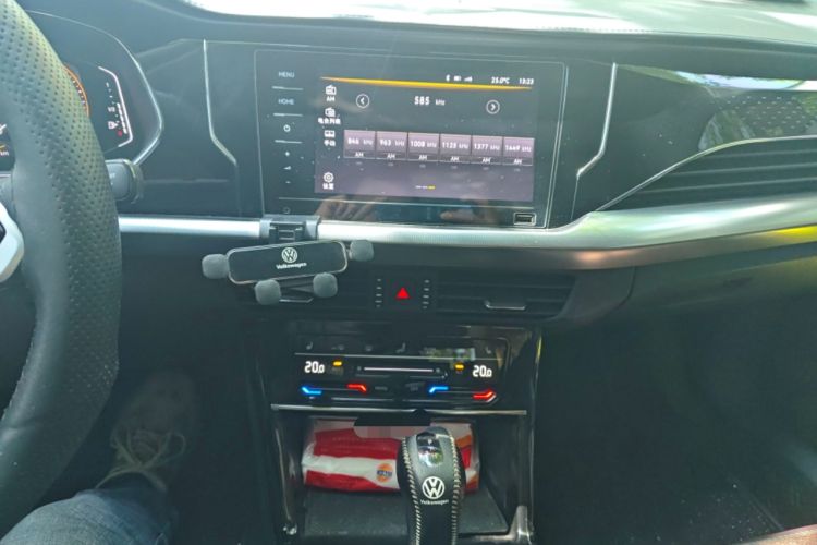Used Volkswagen Passat 2022 330TSI Elite Edition Audio And AC Panel