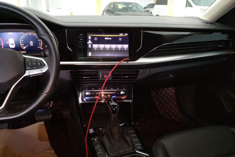 Used Volkswagen Passat 2022 330TSI Elite Edition Custom Version Audio And AC Panel