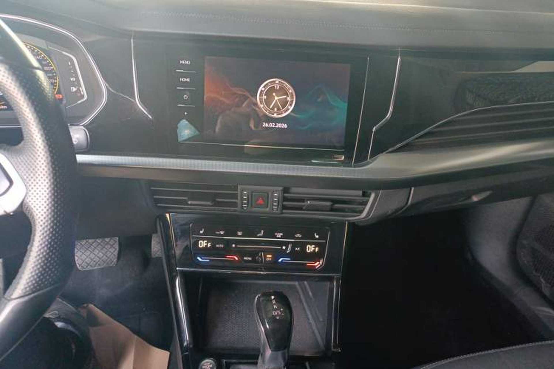 Used Volkswagen Passat 2022 330TSI Elite Edition Audio And AC Panel