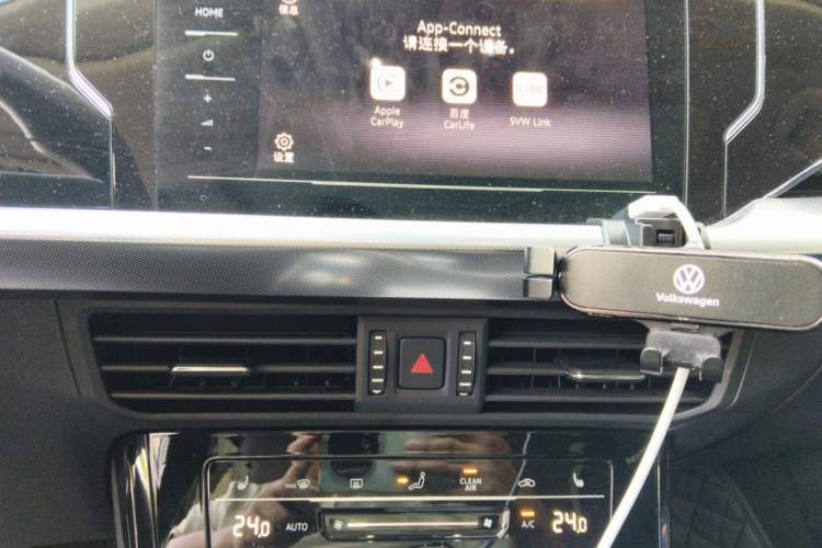 Used Volkswagen Passat 2022 330TSI Elite Edition Audio And AC Panel