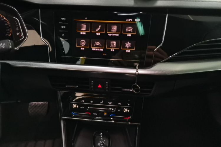 Used Volkswagen Passat 2022 330TSI Elite Edition Custom Version Audio And AC Panel
